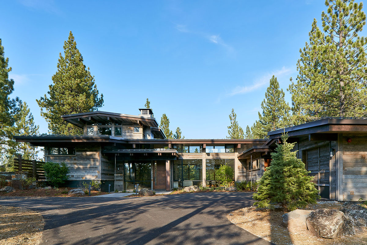 Walton_AE_Lahontan_Hse-01