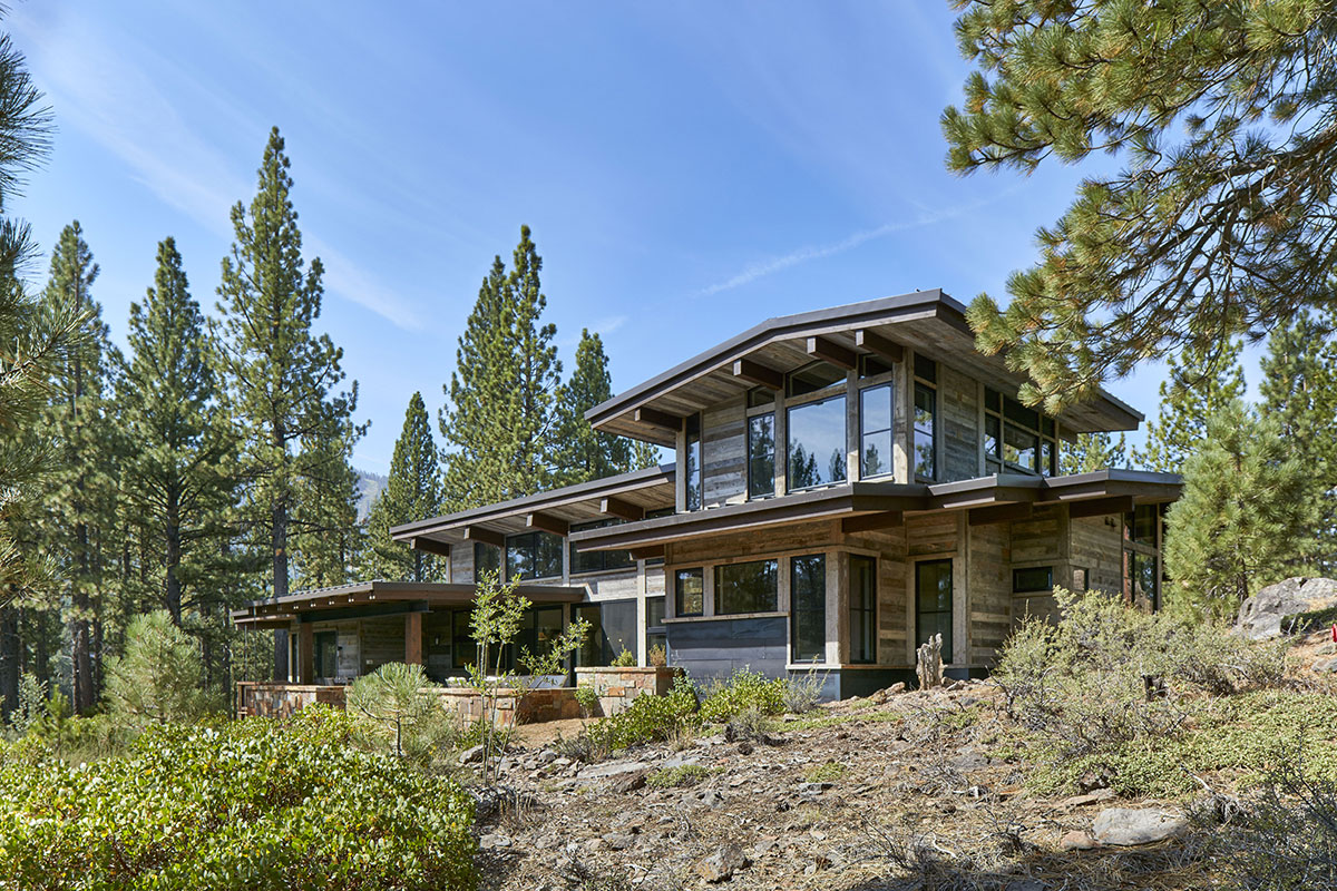Walton_AE_Lahontan_Hse-07