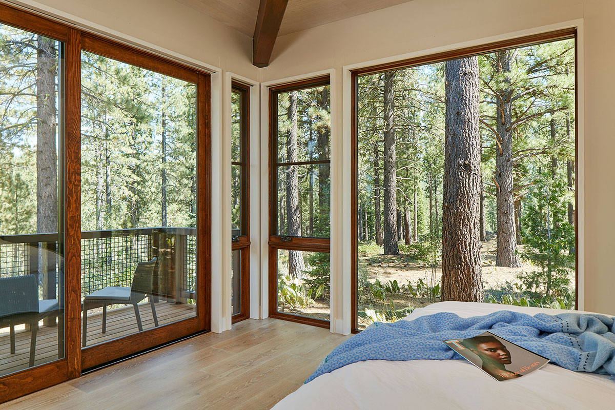 Walton_AE_Lahontan_Hse-22